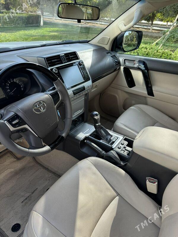 Toyota Land Cruiser Prado 2018 - 820 000 TMT - Aşgabat - img 5