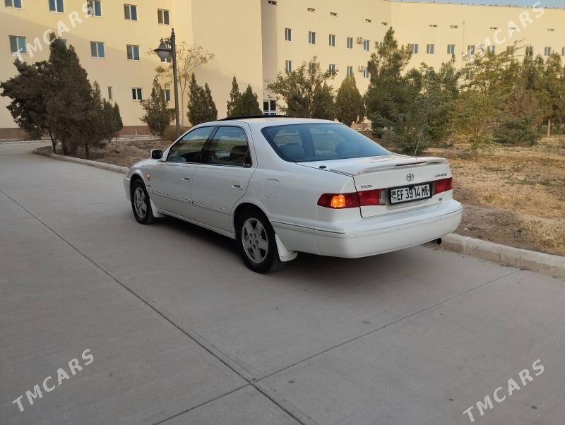 Toyota Camry 2000 - 170 000 TMT - Байрамали - img 3