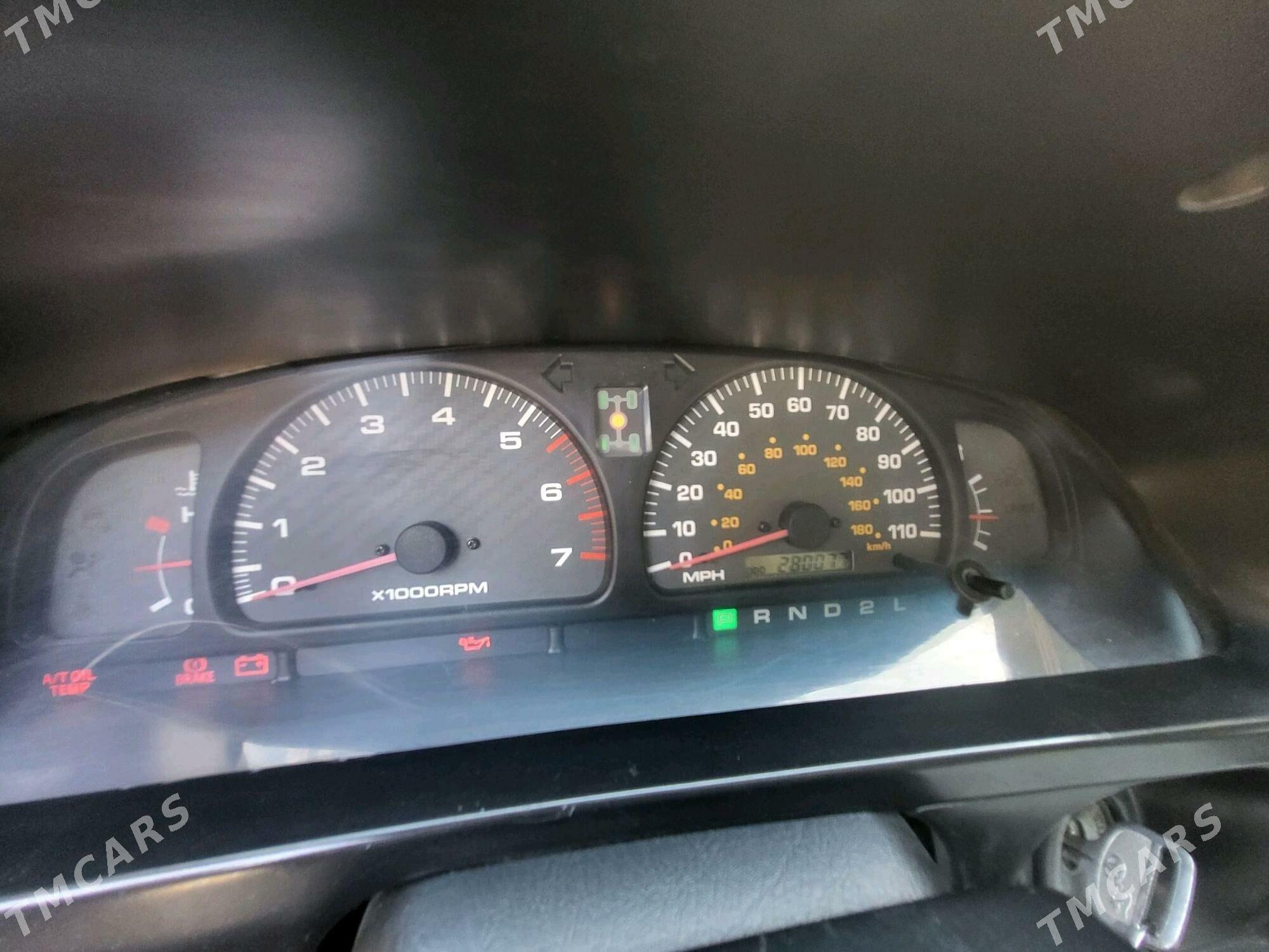 Toyota 4Runner 2001 - 155 000 TMT - Сейди - img 10