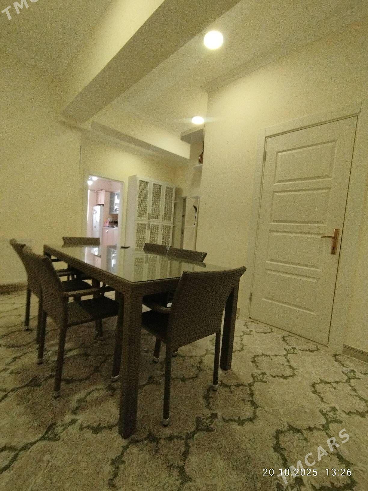 Eyesinden Mir 8 3 kom - Ашхабад - img 4