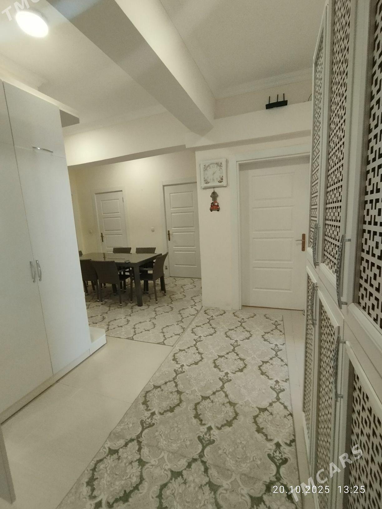 Eyesinden Mir 8 3 kom - Ашхабад - img 6