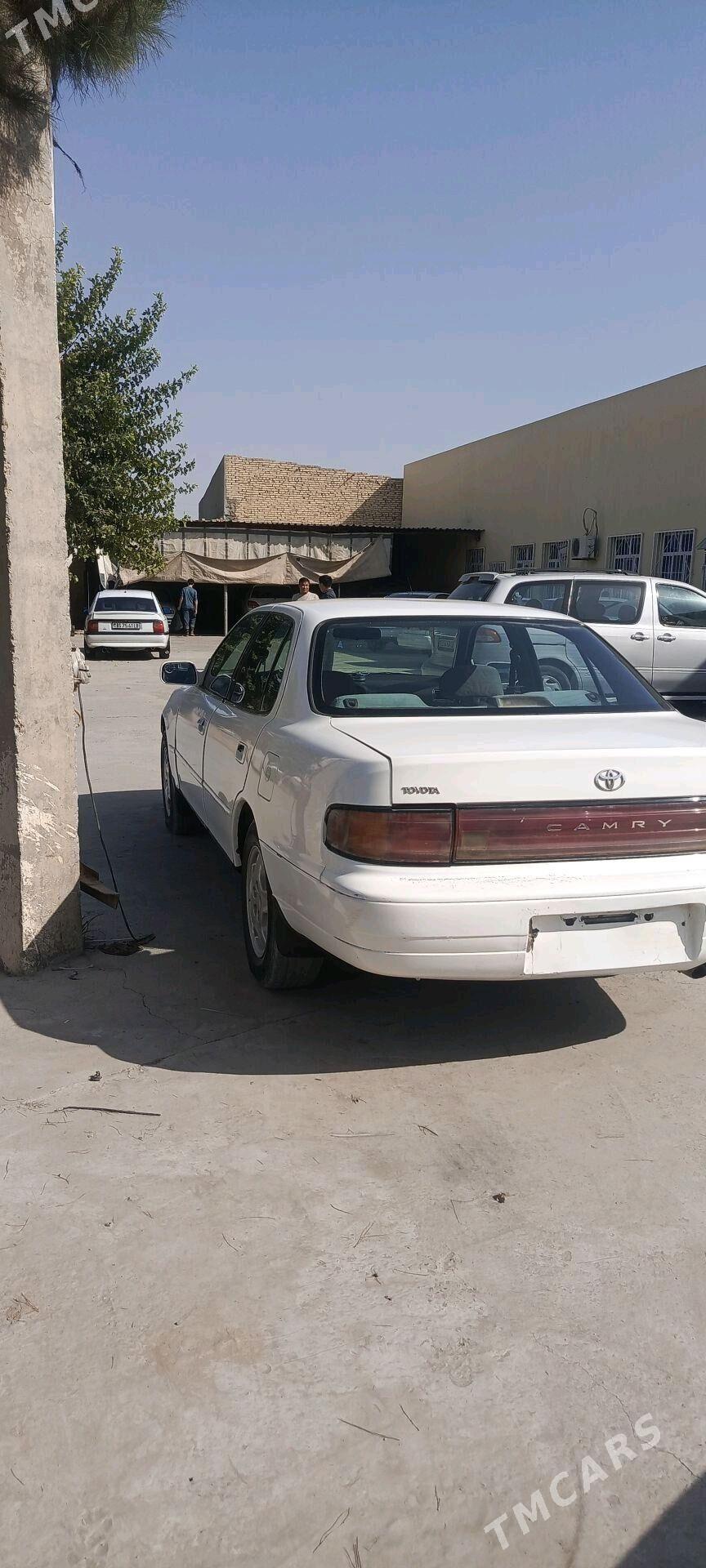 Toyota Camry 1993 - 80 000 TMT - Халач - img 5