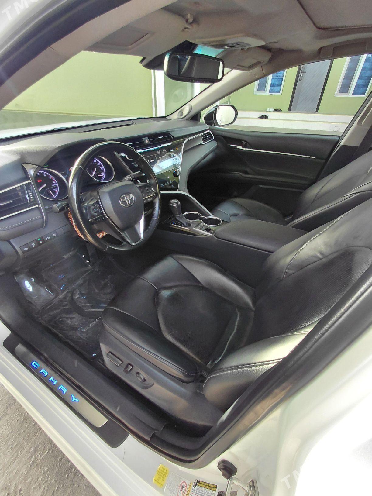 Toyota Camry 2018 - 420 000 TMT - Ашхабад - img 2