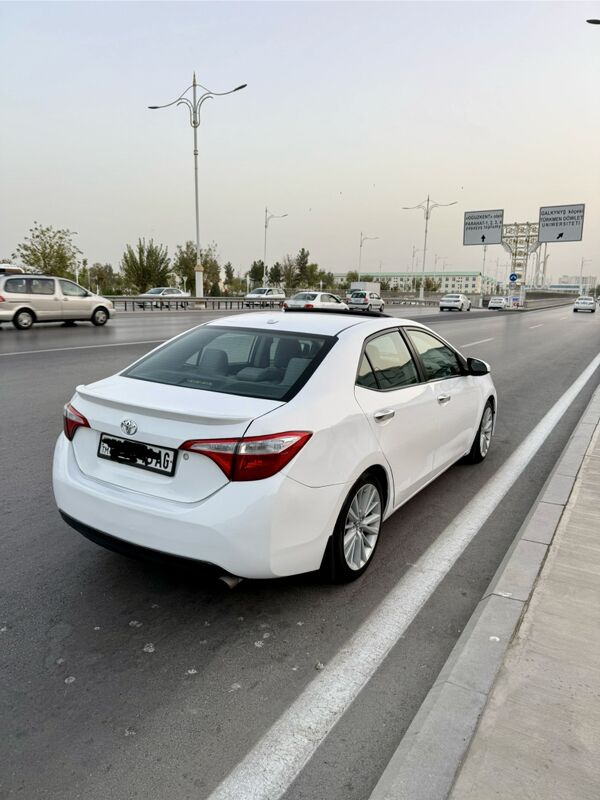 Toyota Corolla 2014 - 174 000 TMT - Ашхабад - img 4