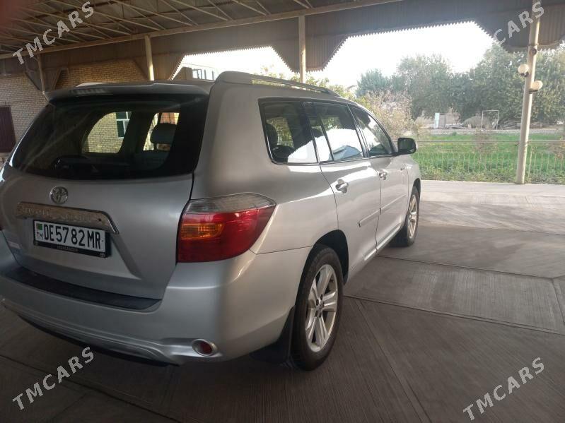 Toyota Highlander 2010 - 310 000 TMT - Сакарчага - img 7