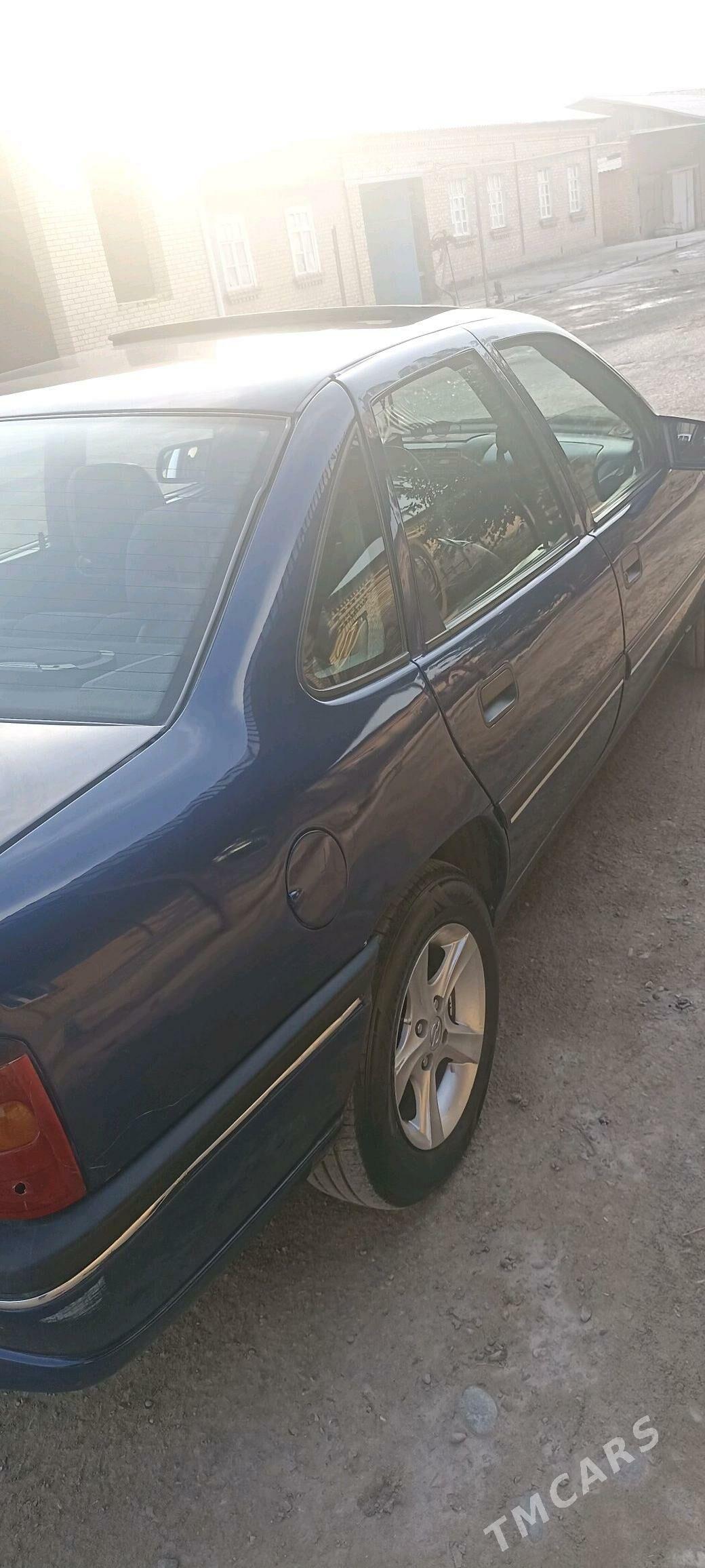 Opel Vectra 1994 - 40 000 TMT - Туркменабат - img 1