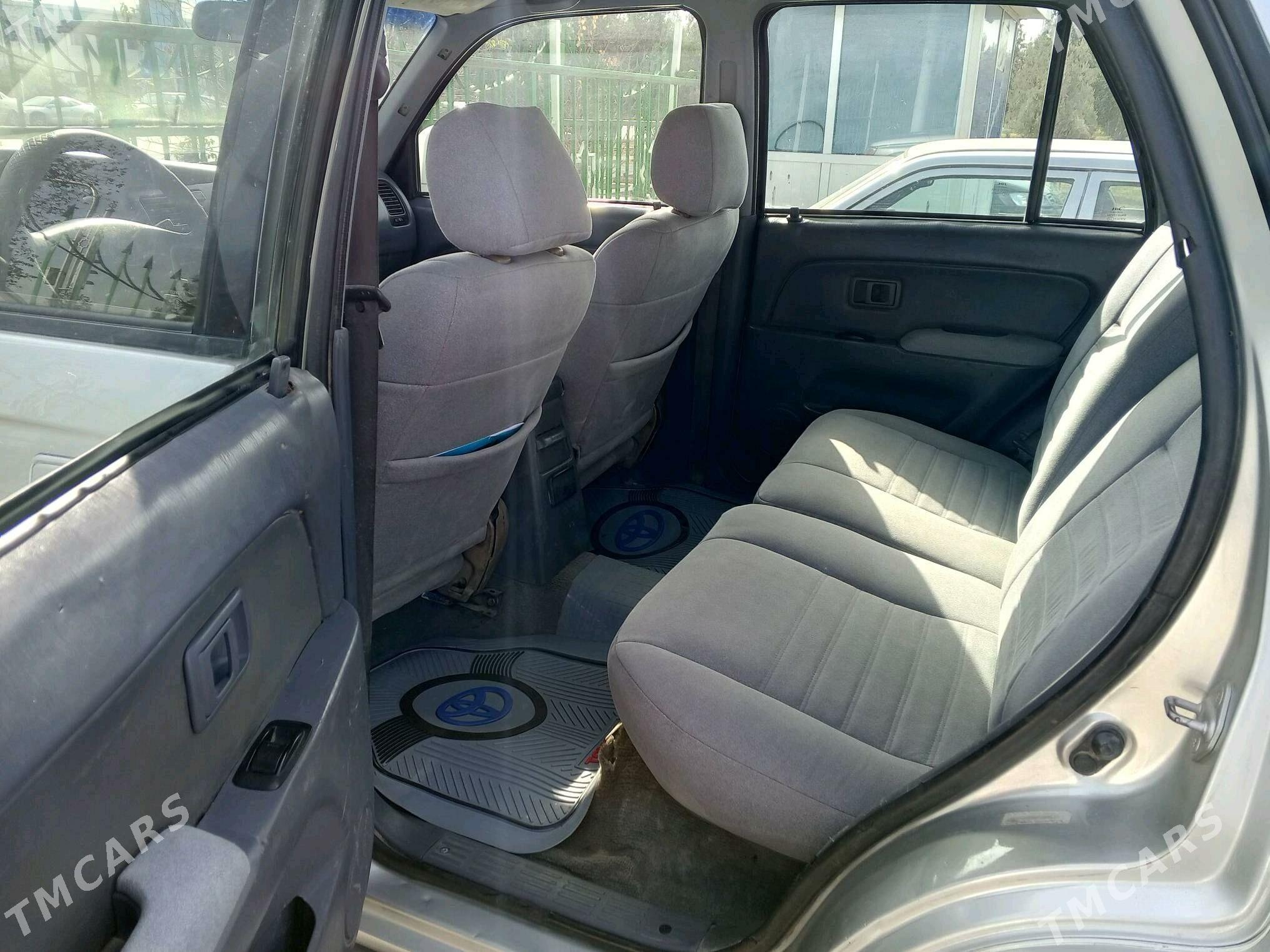 Toyota 4Runner 2000 - 130 000 TMT - Дашогуз - img 4