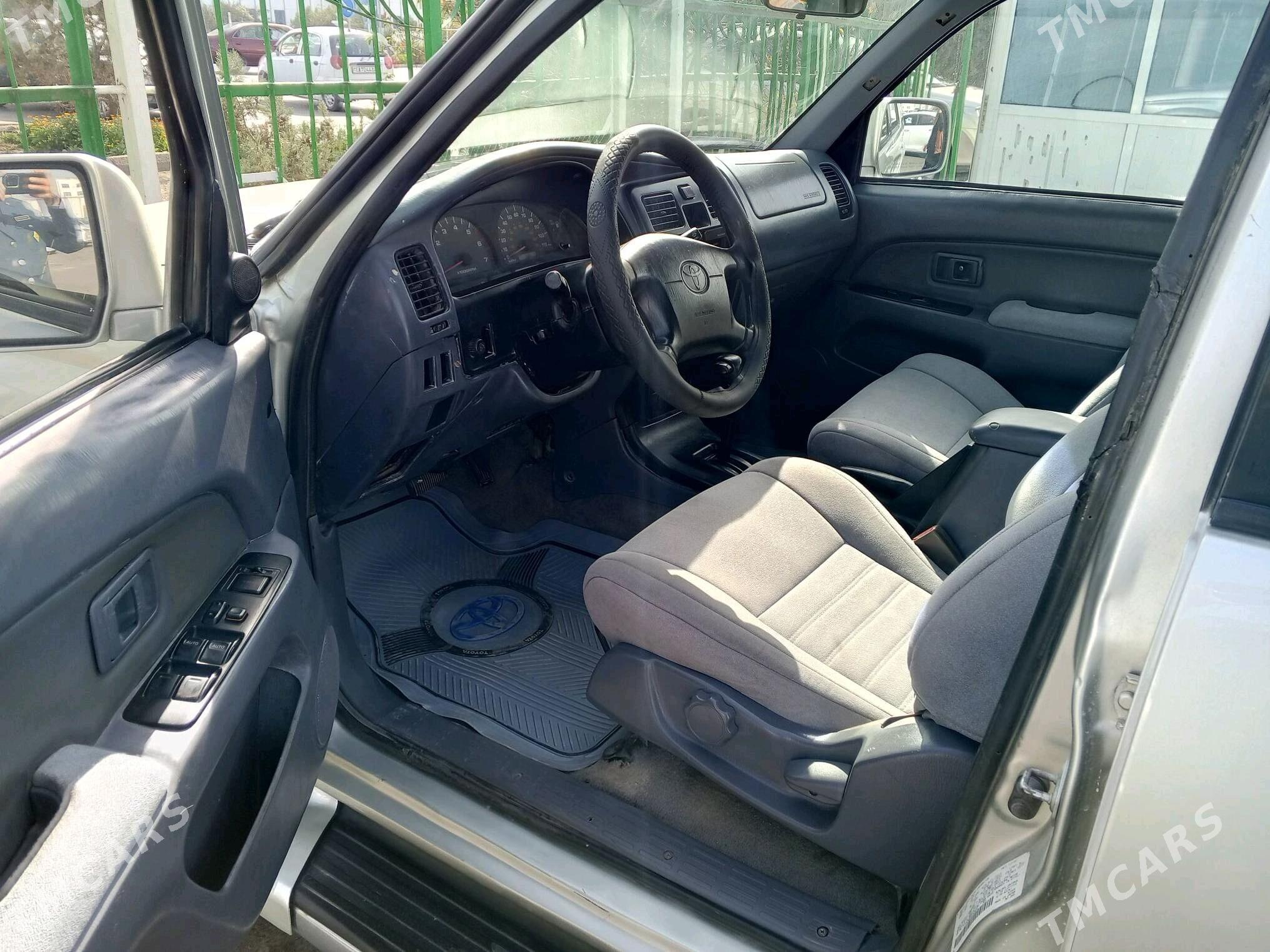 Toyota 4Runner 2000 - 130 000 TMT - Дашогуз - img 1