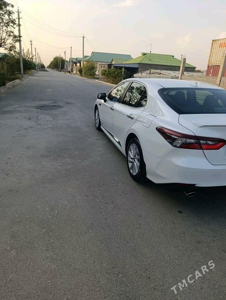 Toyota Camry 2022 - 305 000 TMT - Büzmeýin - img 4