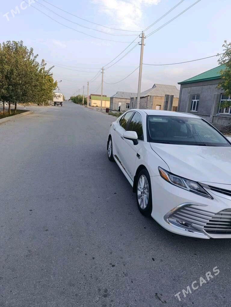 Toyota Camry 2022 - 305 000 TMT - Büzmeýin - img 8
