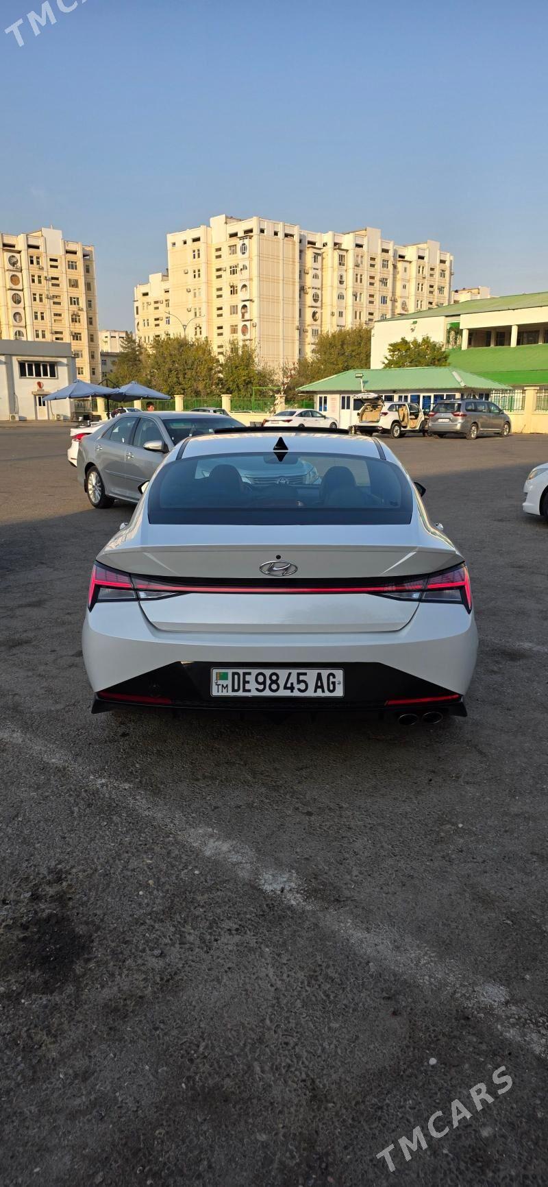 Hyundai Elantra 2021 - 235 000 TMT - Кëши - img 6