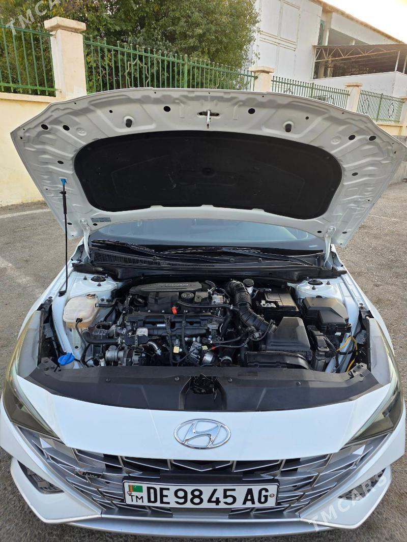 Hyundai Elantra 2021 - 235 000 TMT - Кëши - img 4