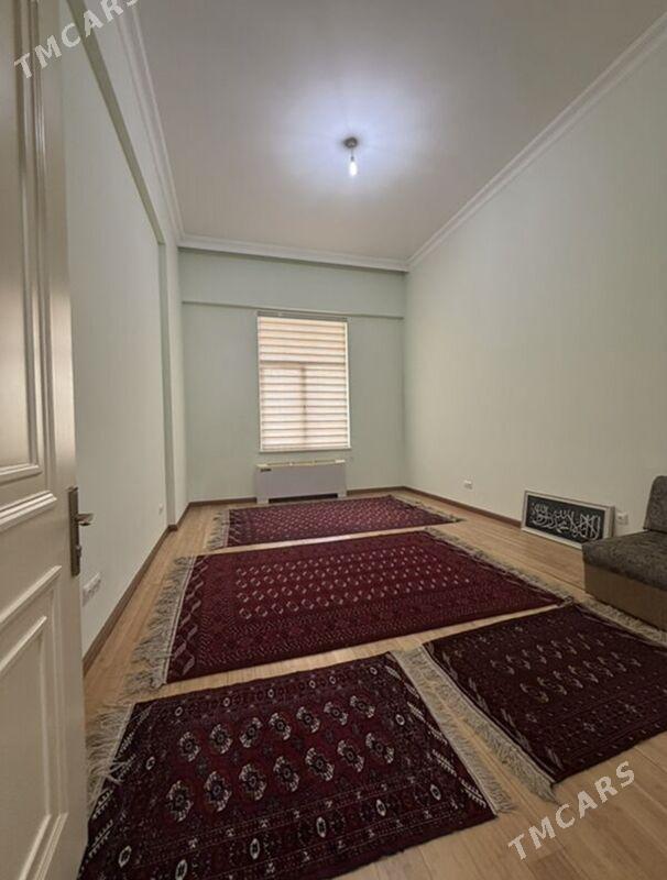 15 TAPGYR 2 ETAZ 4 KOMNAT - Aşgabat - img 3
