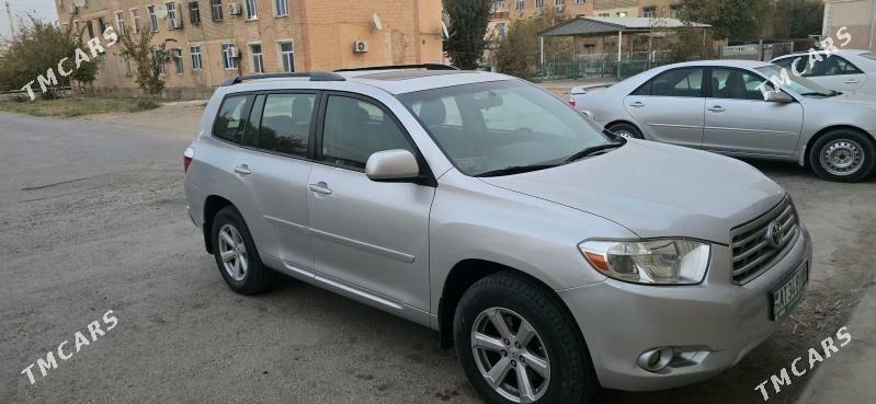 Toyota Highlander 2010 - 320 000 TMT - Мары - img 4