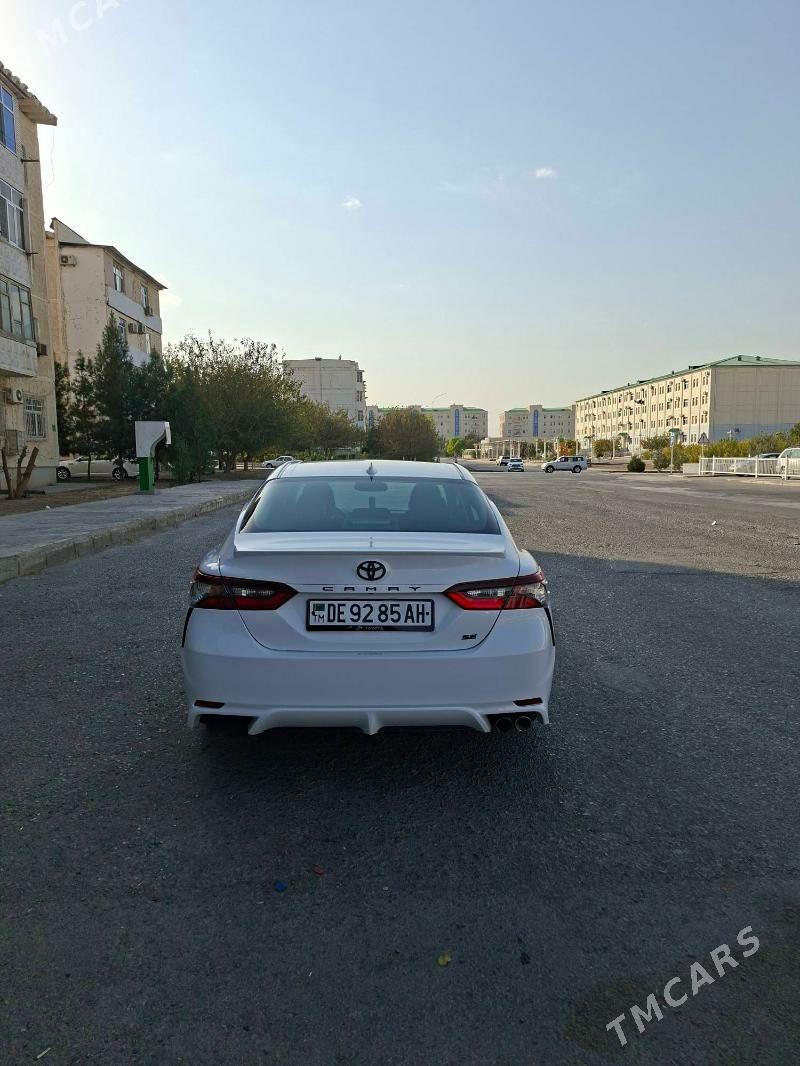 Toyota Camry 2021 - 305 000 TMT - 8 mkr - img 2