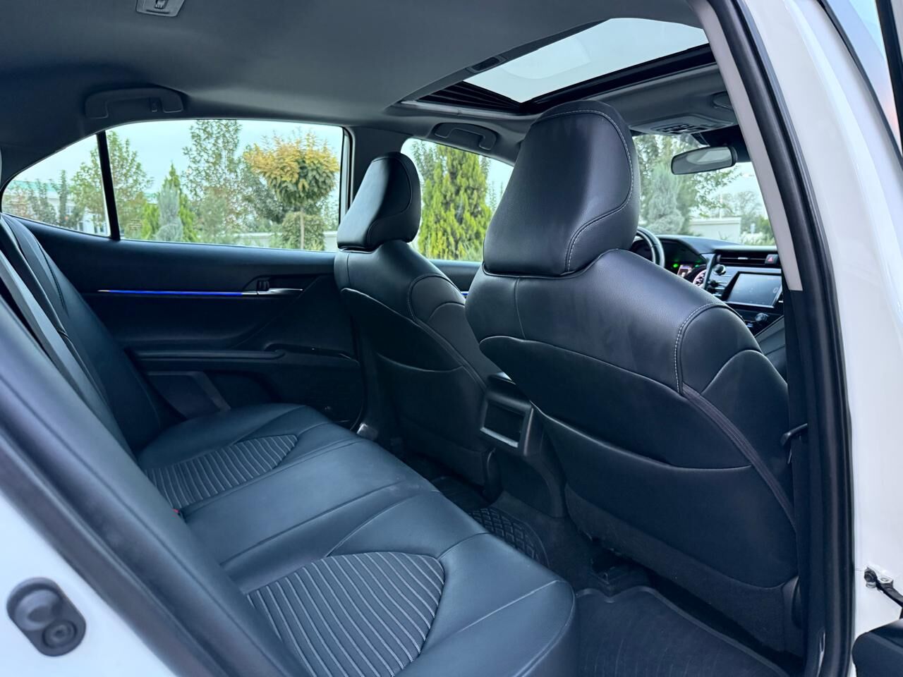 Toyota Camry 2019 - 350 000 TMT - Aşgabat - img 8