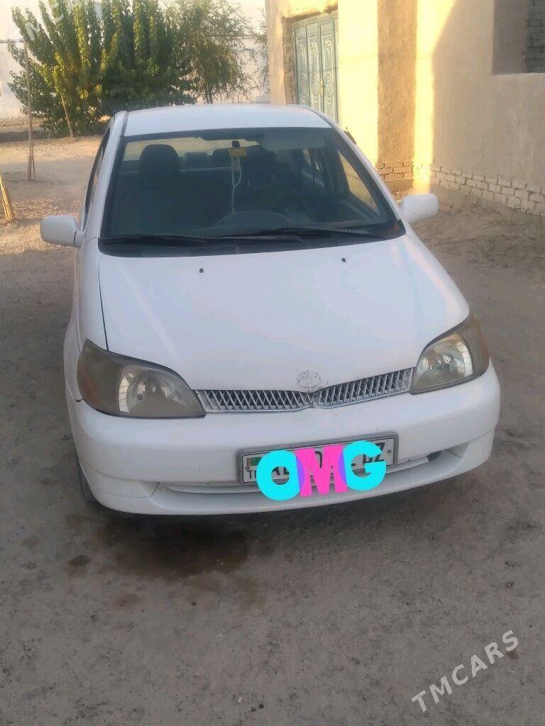 Toyota Echo 2002 - 45 000 TMT - Şabat etr. - img 1