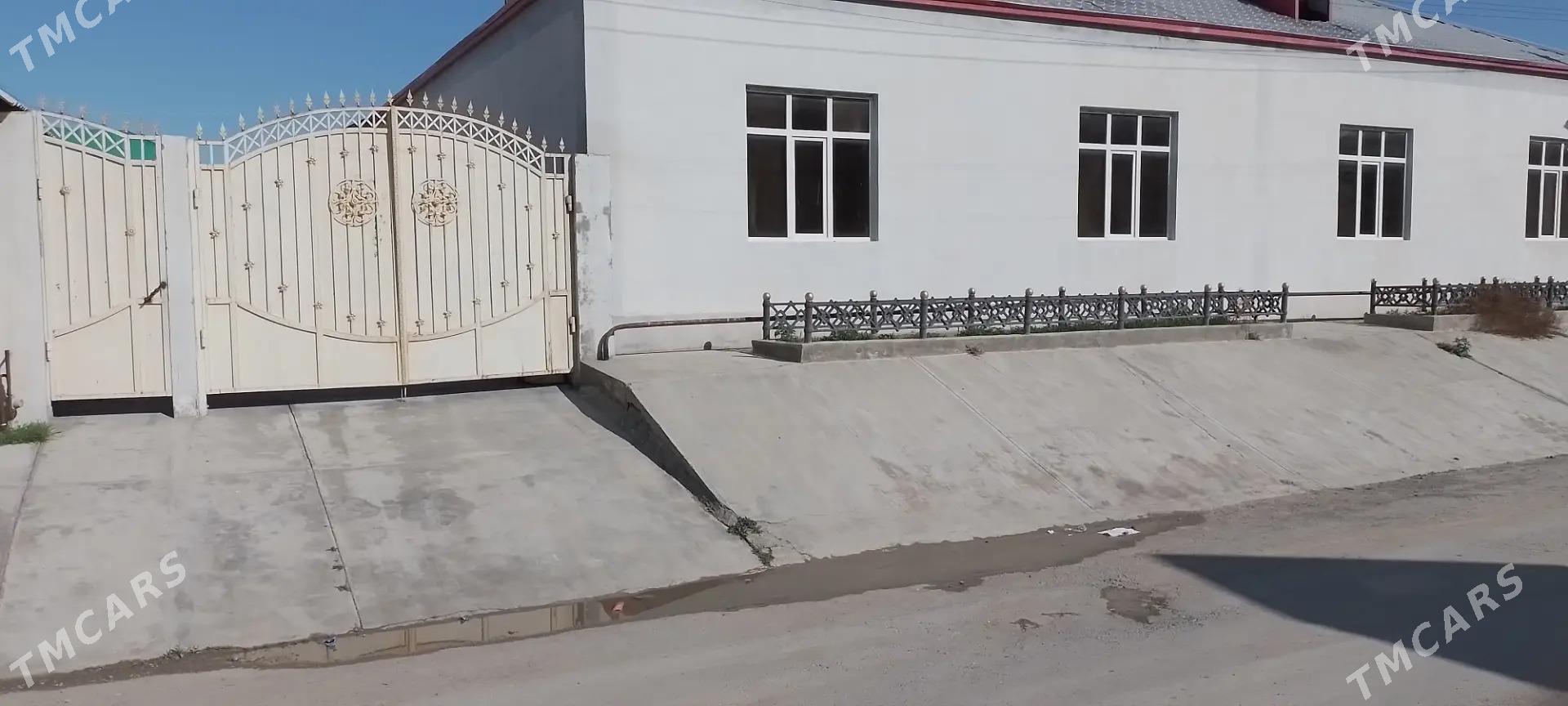 Garadamak - Гарадамак - img 1