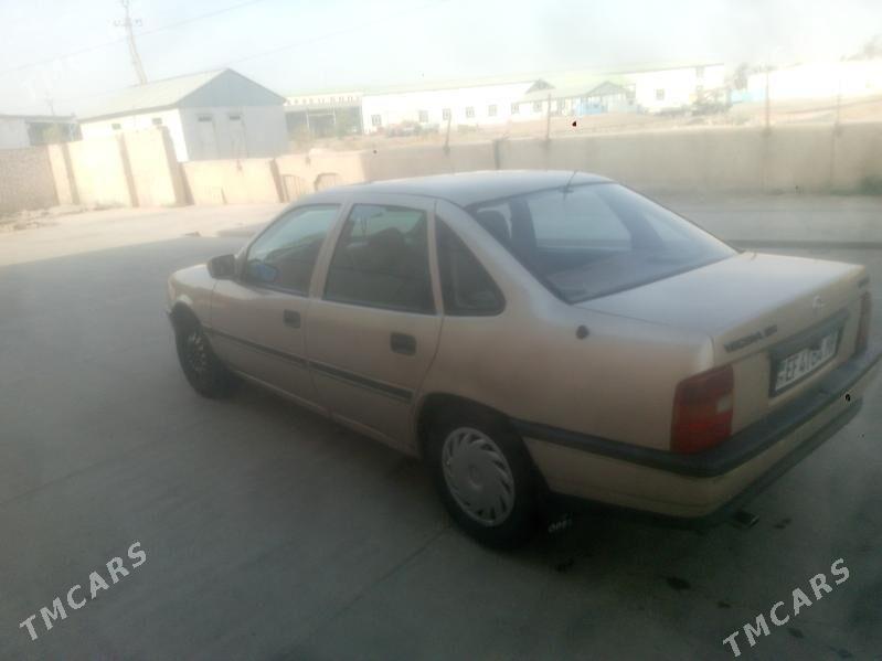Opel Vectra 1992 - 28 000 TMT - Mary - img 9