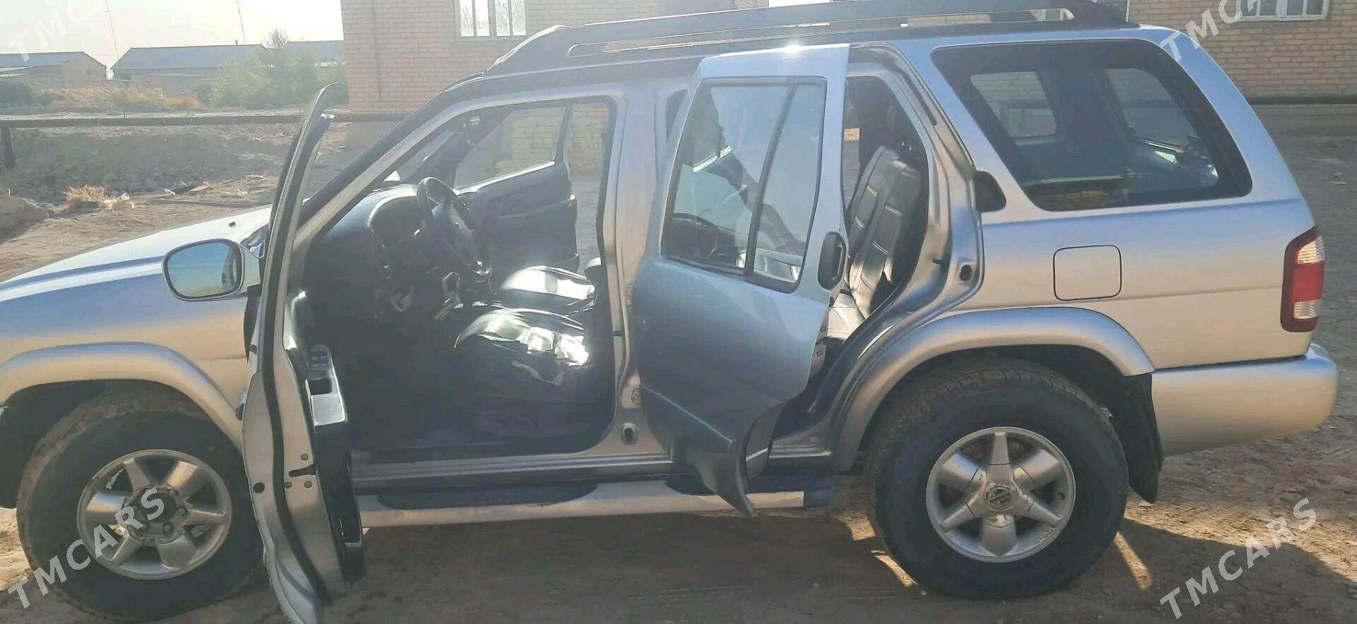 Nissan Pathfinder 2002 - 110 000 TMT - Dänew - img 3