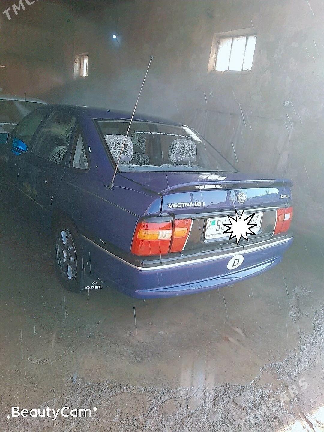 Opel Vectra 1995 - 40 000 TMT - Губадаг - img 1