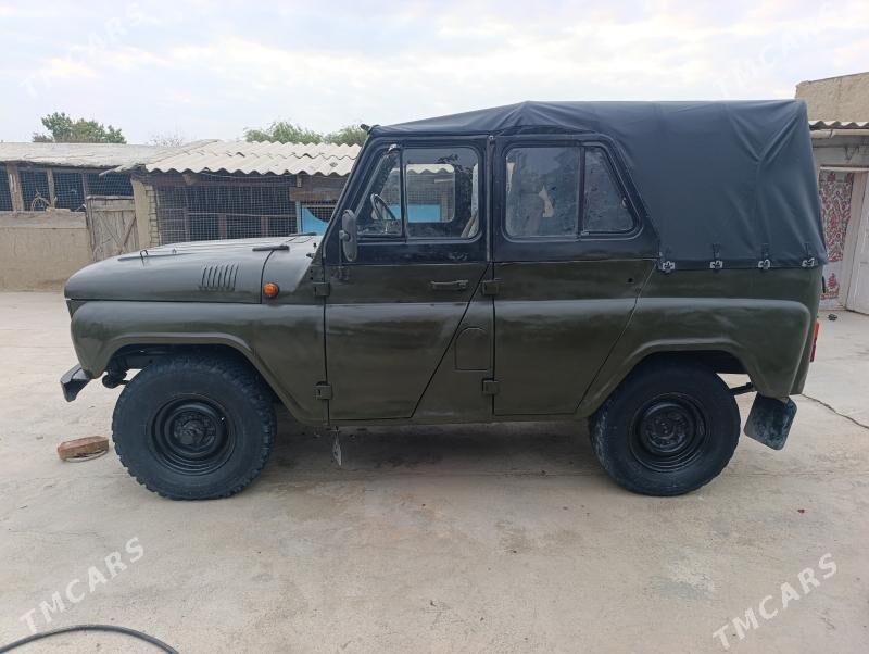 UAZ 469 1980 - 35 000 TMT - Бахарден - img 5