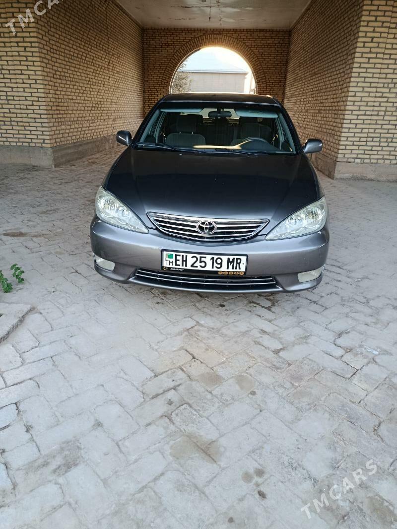 Toyota Camry 2005 - 190 000 TMT - Ёлётен - img 2