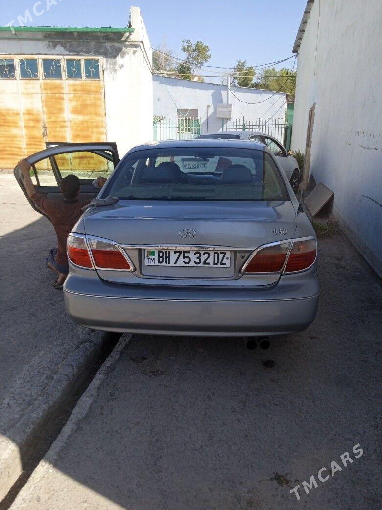 Infiniti I30 2001 - 90 000 TMT - Şabat etr. - img 3