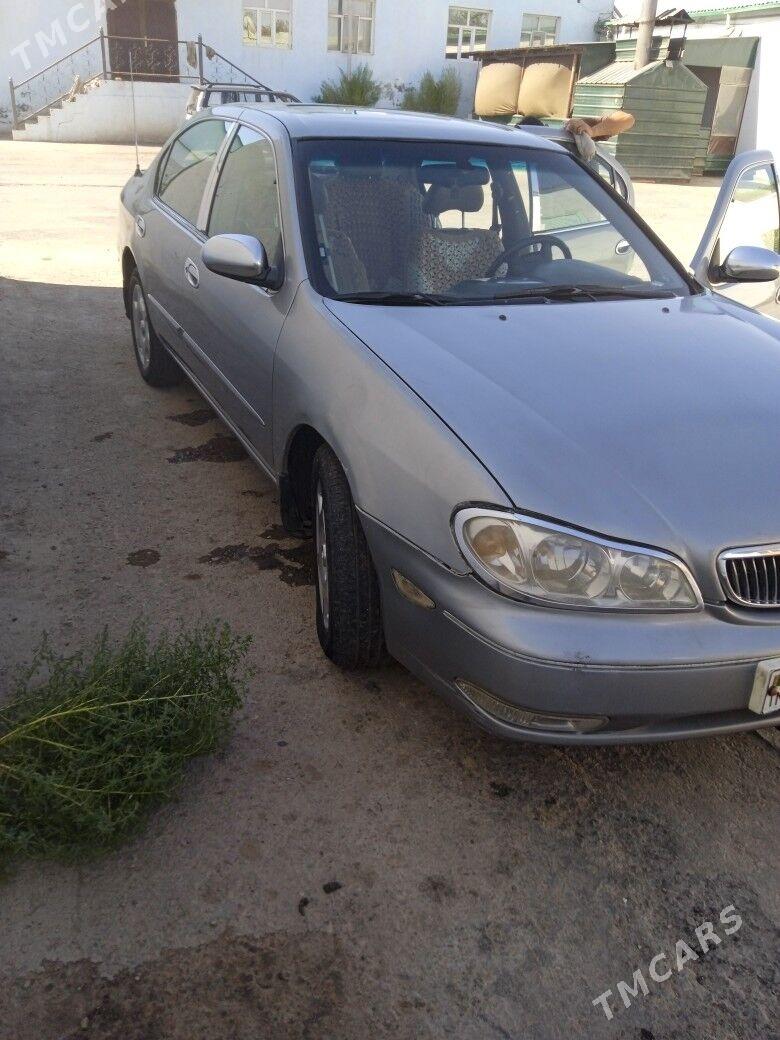 Infiniti I30 2001 - 90 000 TMT - Şabat etr. - img 4
