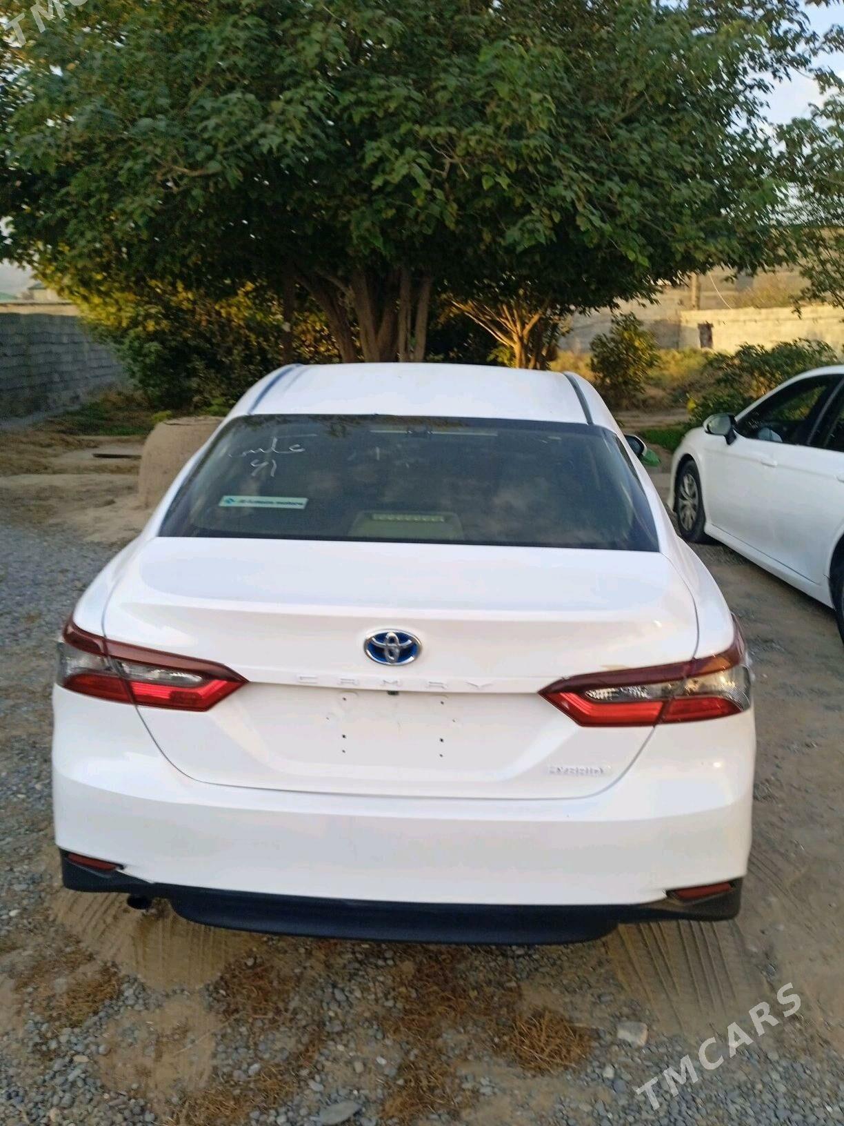 Toyota Camry Hybrid 2021 - 220 000 TMT - Багир - img 2