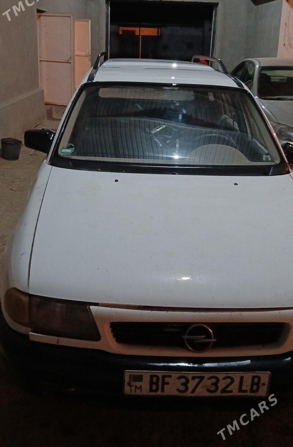 Opel Astra 1993 - 10 000 TMT - Достлук - img 1