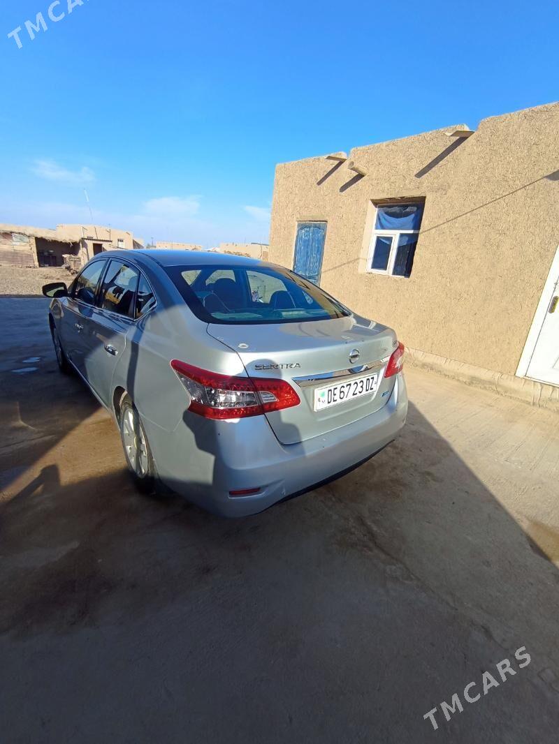 Nissan Sentra 2013 - 125 000 TMT - етр. Туркменбаши - img 1