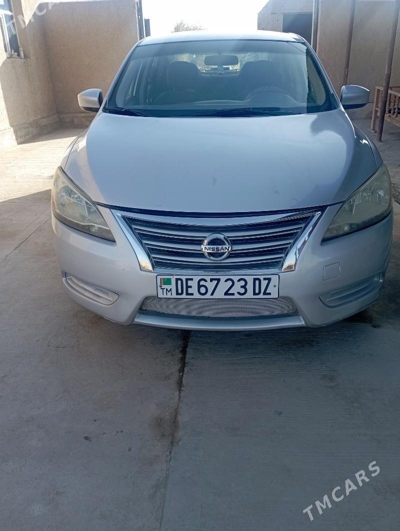 Nissan Sentra 2013 - 125 000 TMT - етр. Туркменбаши - img 4