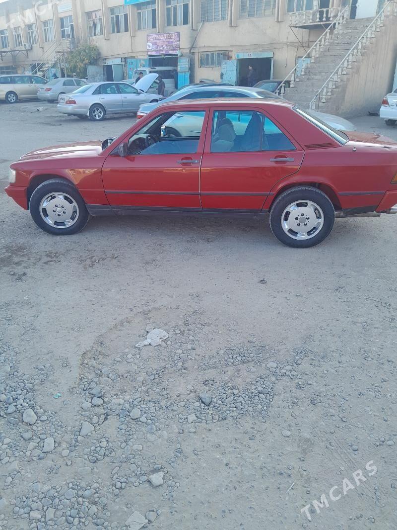 Mercedes-Benz 190E 1987 - 32 000 TMT - Мургап - img 1