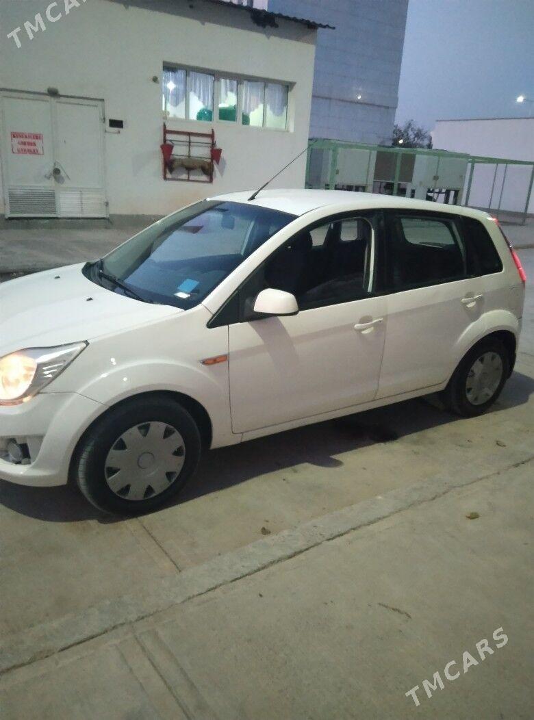 Ford Figo 2011 - 95 000 TMT - Ашхабад - img 1