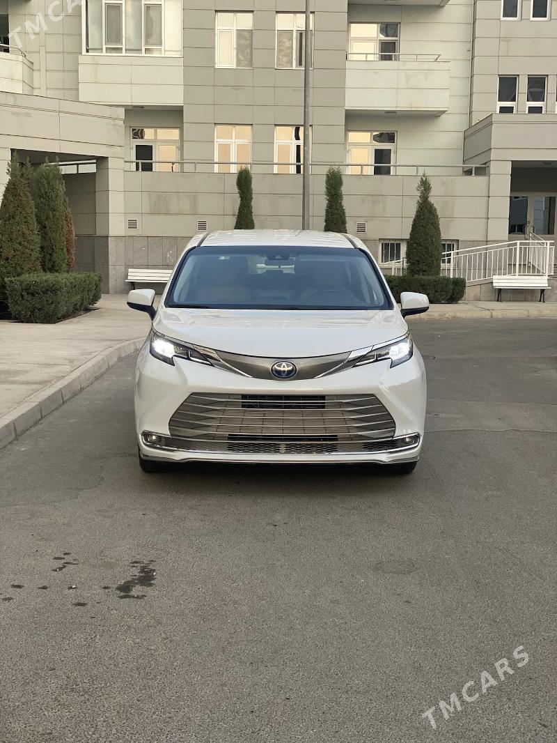 Toyota Sienna 2021 - 390 000 TMT - Мары - img 3