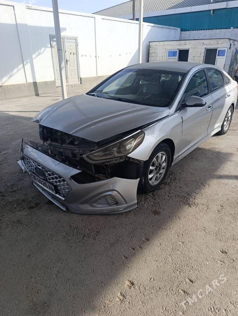 Hyundai Sonata 2017 - 144 000 TMT - Гарадамак - img 2