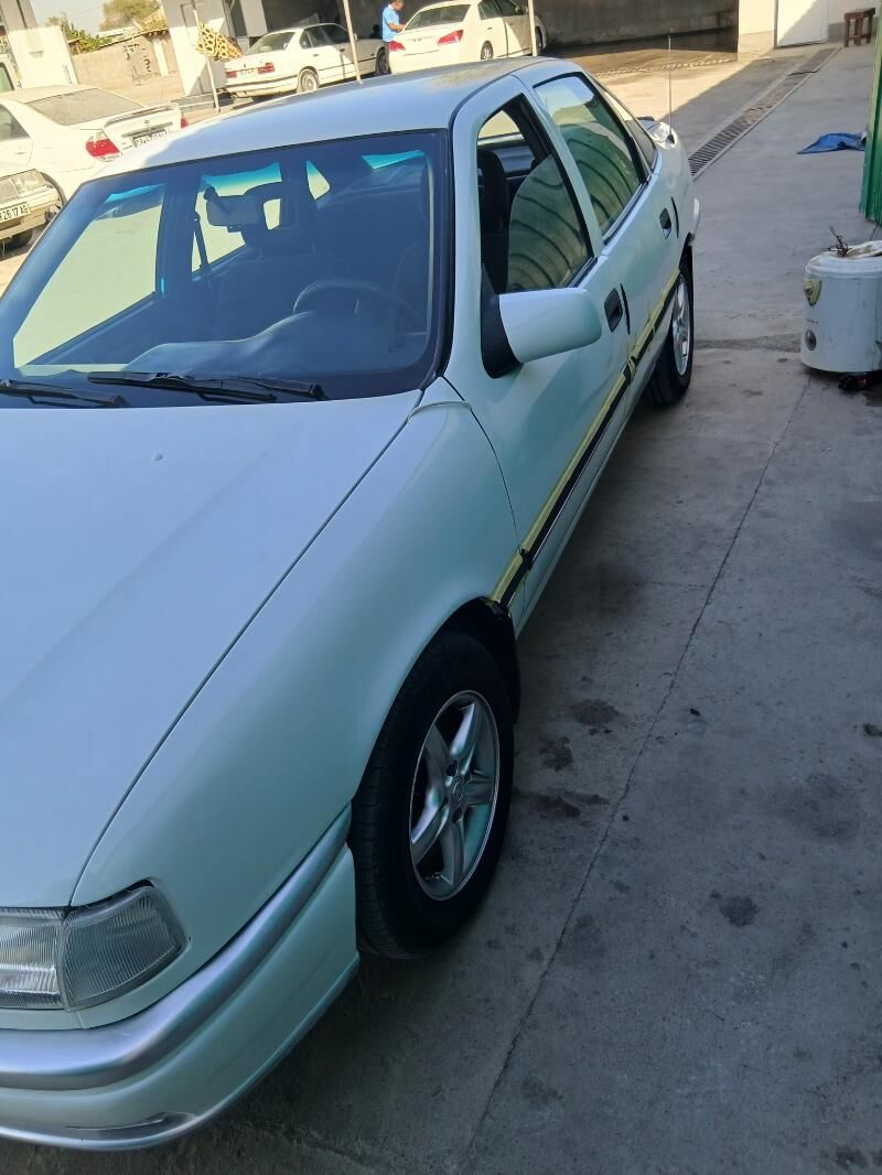 Opel Vectra 1991 - 40 000 TMT - Анев - img 6