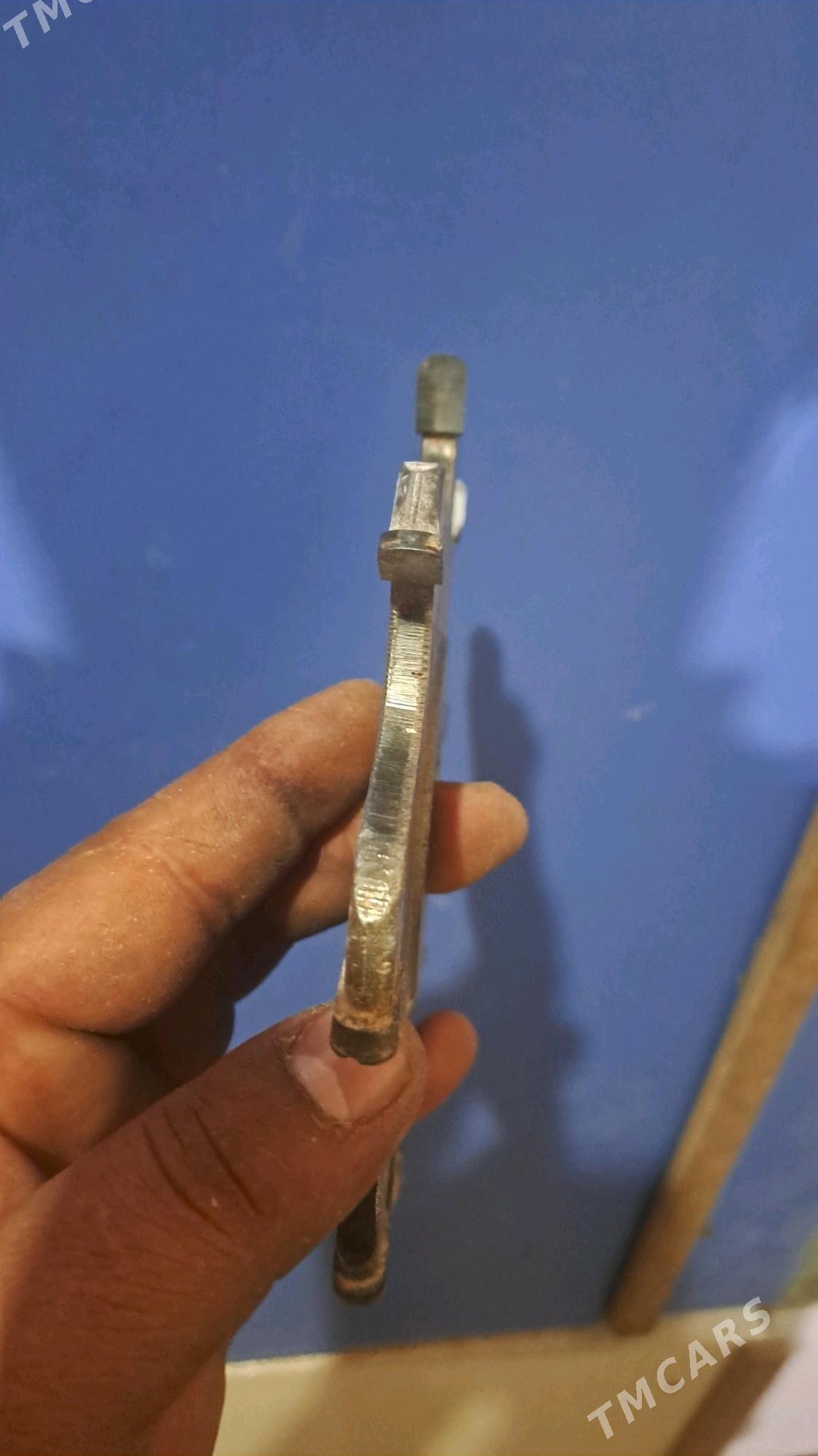 MEBIL ISLEYANLER UCIN PYCAK - Hitrowka - img 1