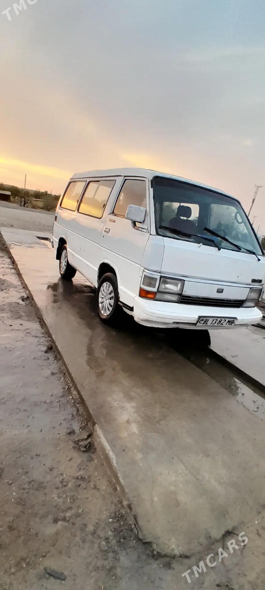 Toyota Hiace 1989 - 45 000 TMT - Ýolöten - img 7