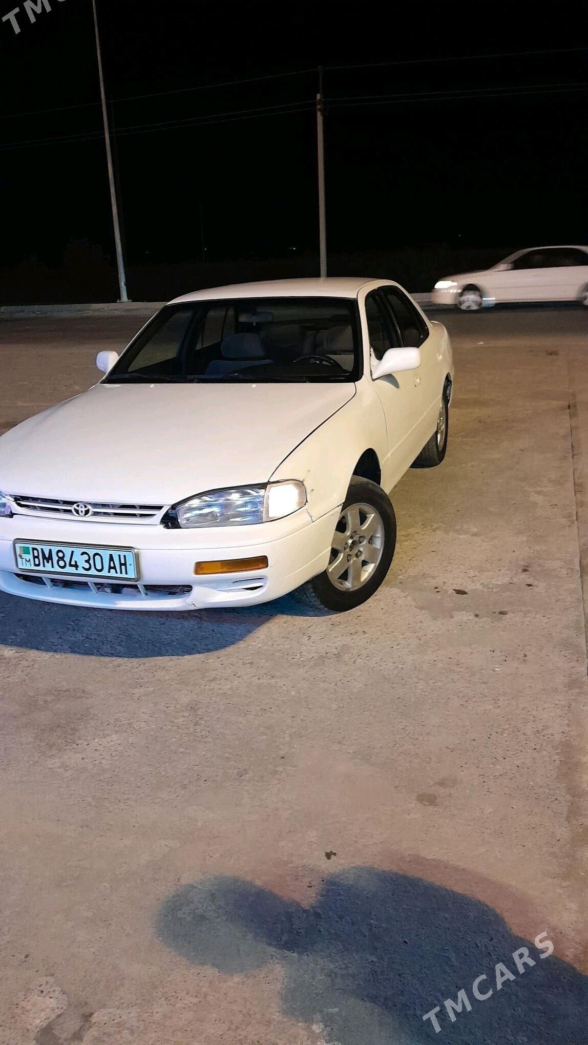 Toyota Camry 1995 - 80 000 TMT - Ýaşlyk - img 1