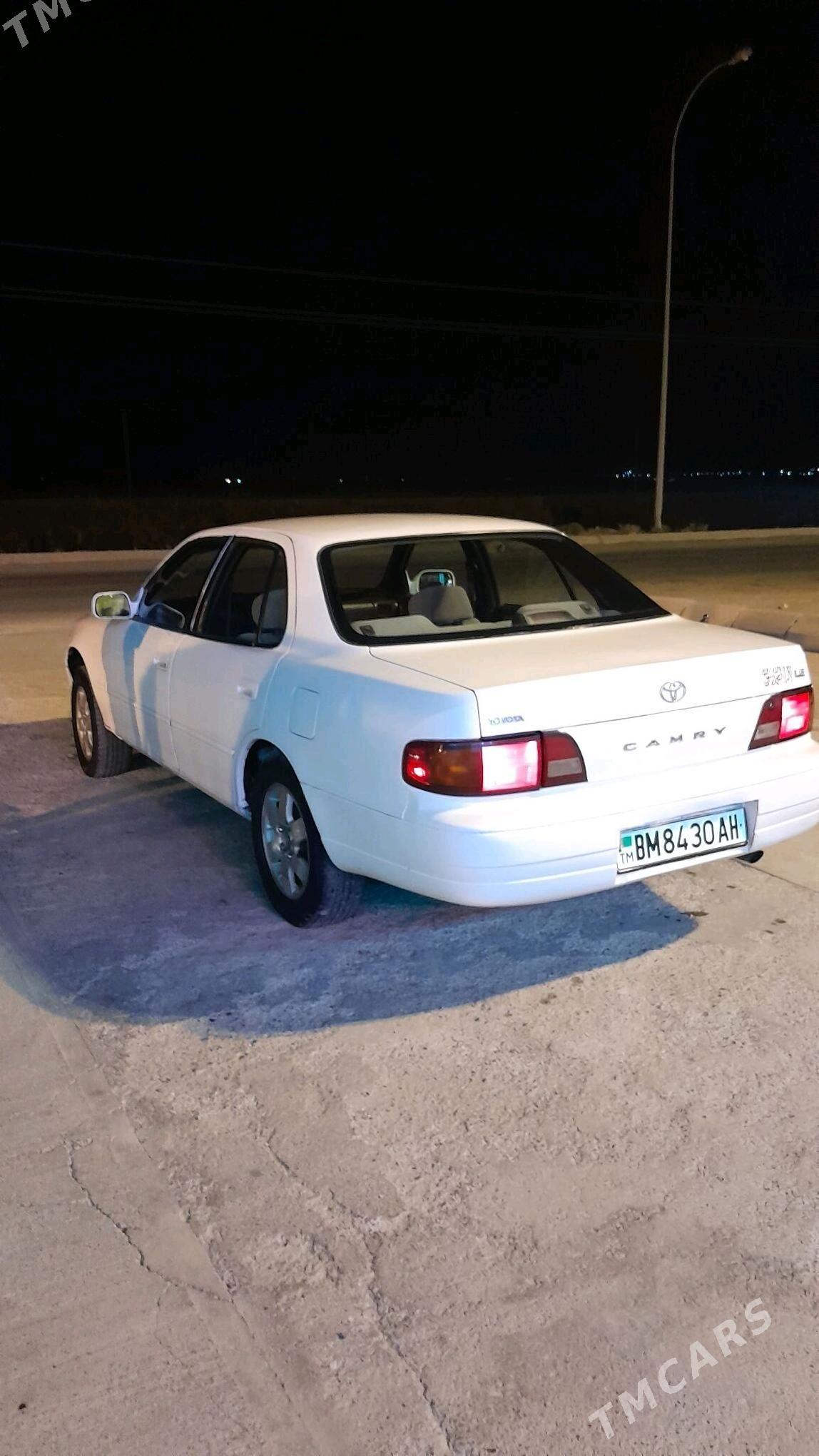 Toyota Camry 1995 - 80 000 TMT - Ýaşlyk - img 6