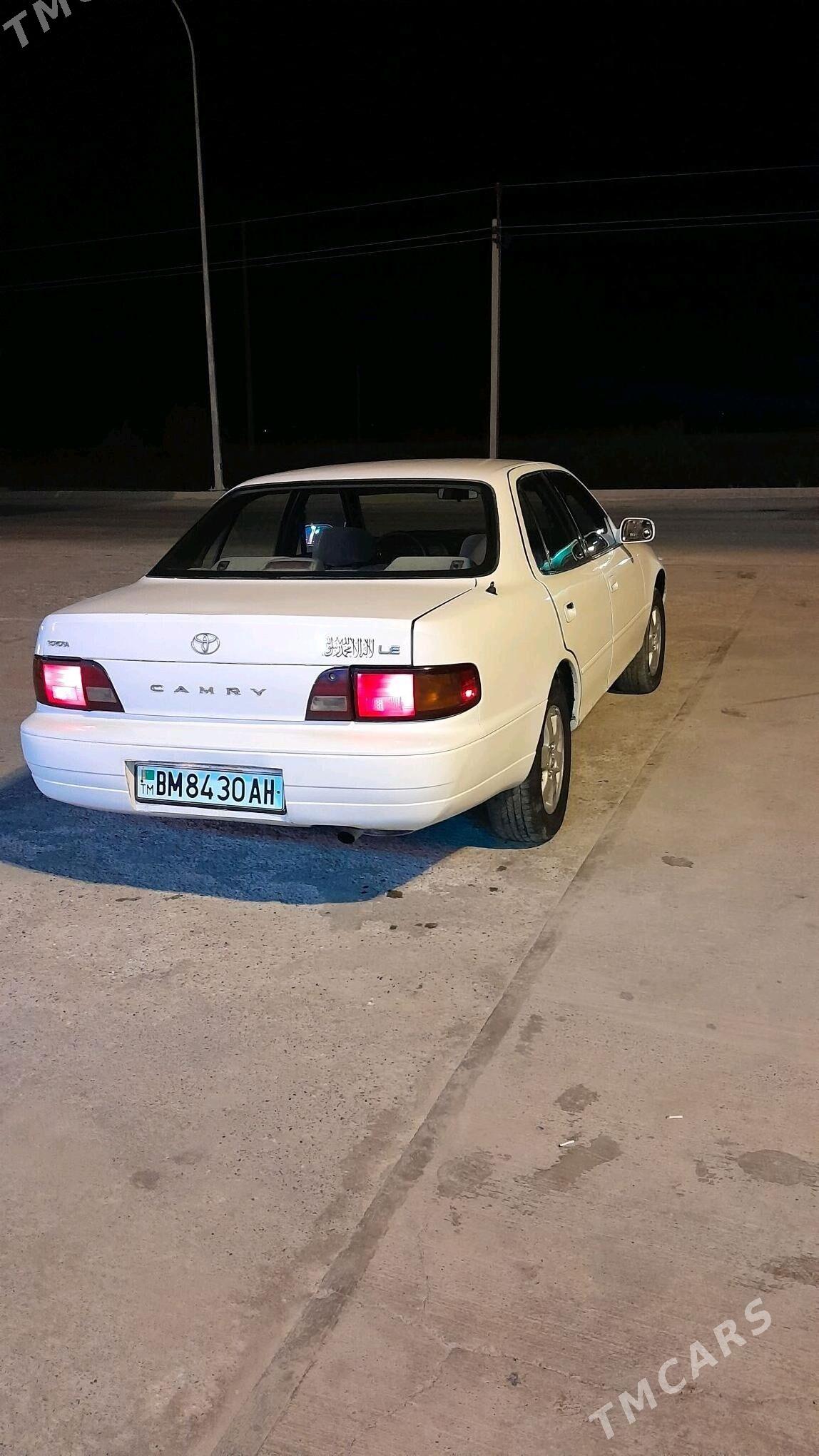 Toyota Camry 1995 - 80 000 TMT - Ýaşlyk - img 7