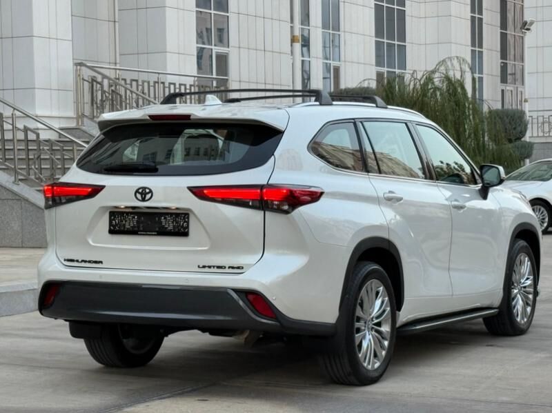Toyota Highlander 2021 - 618 000 TMT - Ашхабад - img 4