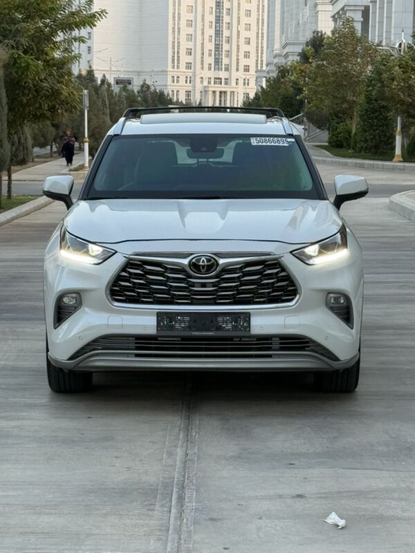 Toyota Highlander 2021 - 618 000 TMT - Ашхабад - img 3