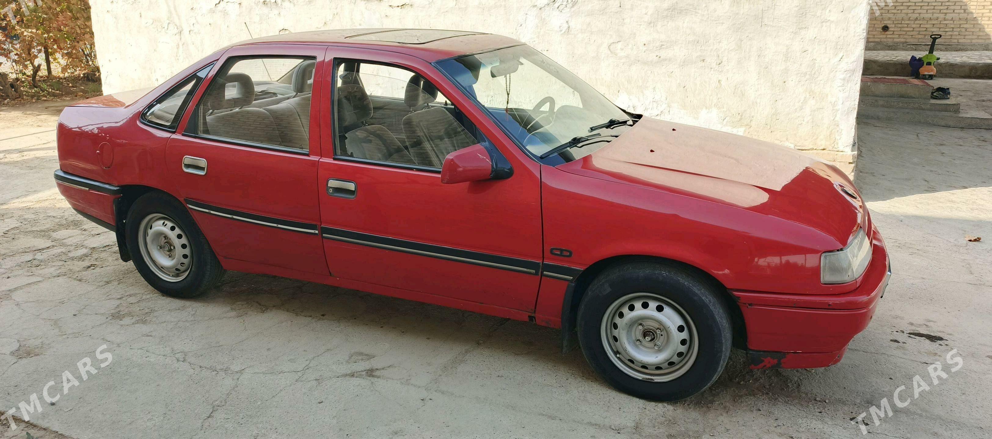 Opel Vectra 1990 - 30 000 TMT - Mary - img 3