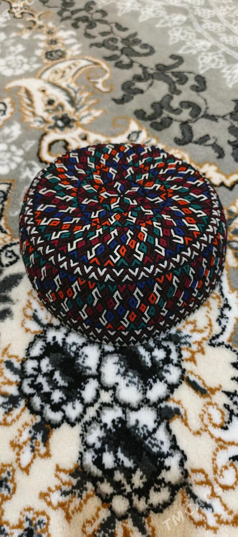 Bőrűk. "TAHÝA" 300 manat! - Gyzylarbat - img 1