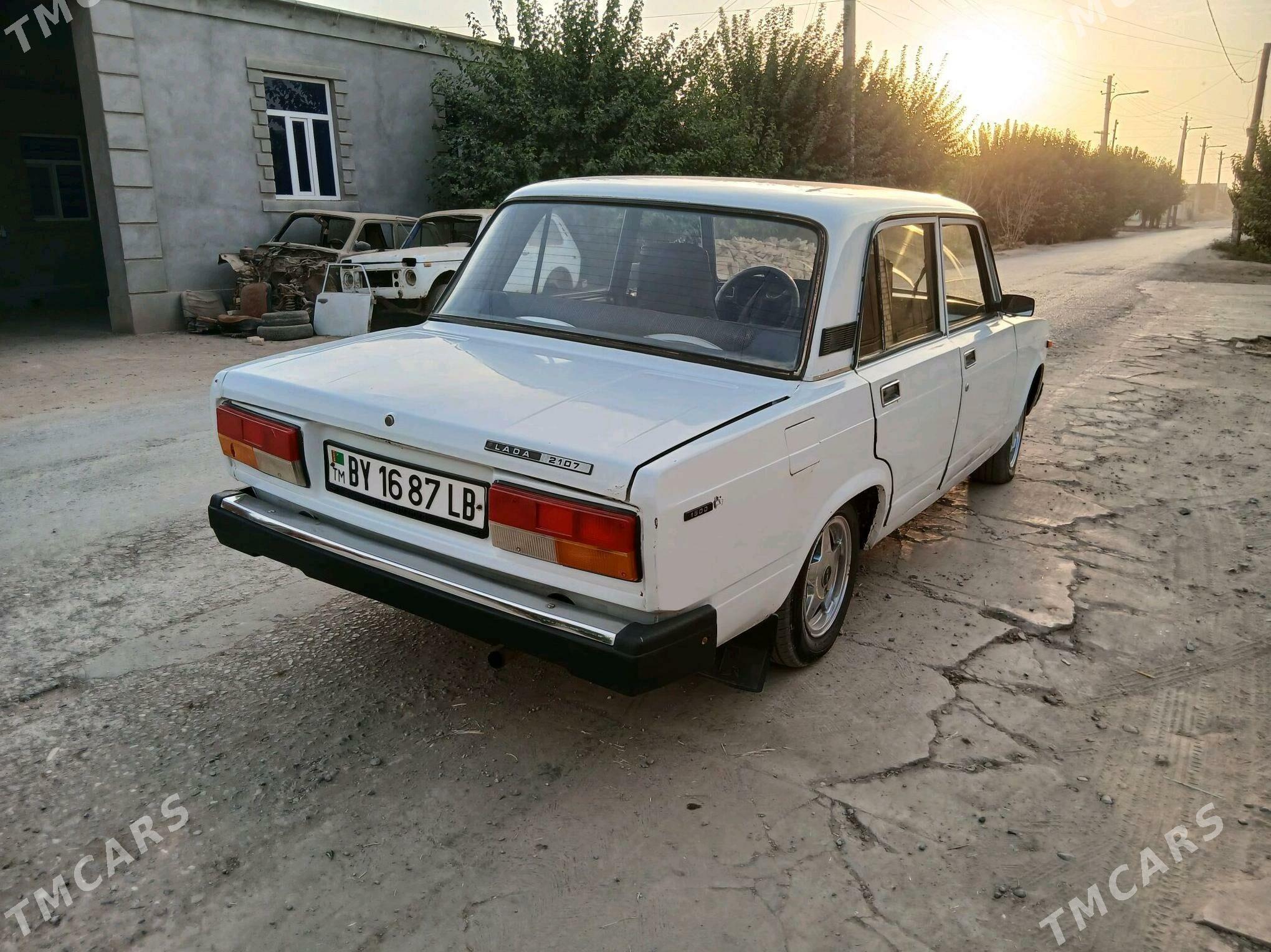 Lada 2107 1984 - 25 000 TMT - Halaç - img 1