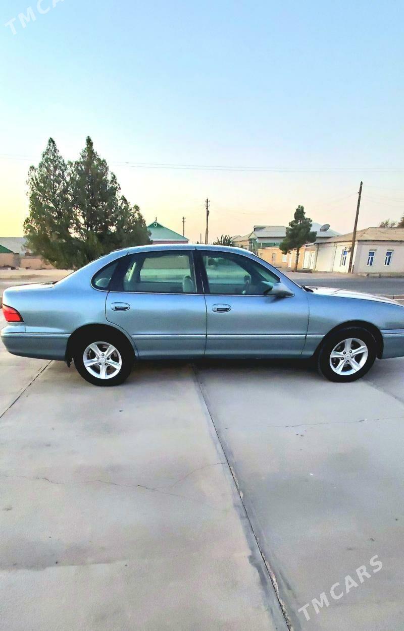 Toyota Avalon 1999 - 140 000 TMT - Мары - img 1