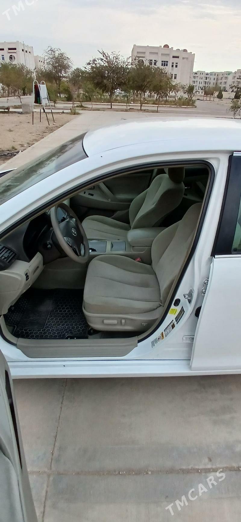 Toyota Camry 2011 - 190 000 TMT - Balkanabat - img 2